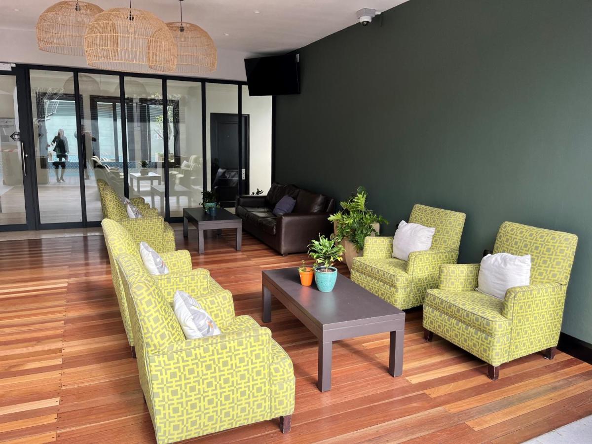 Belaire Suites Hotel Durban Exterior foto