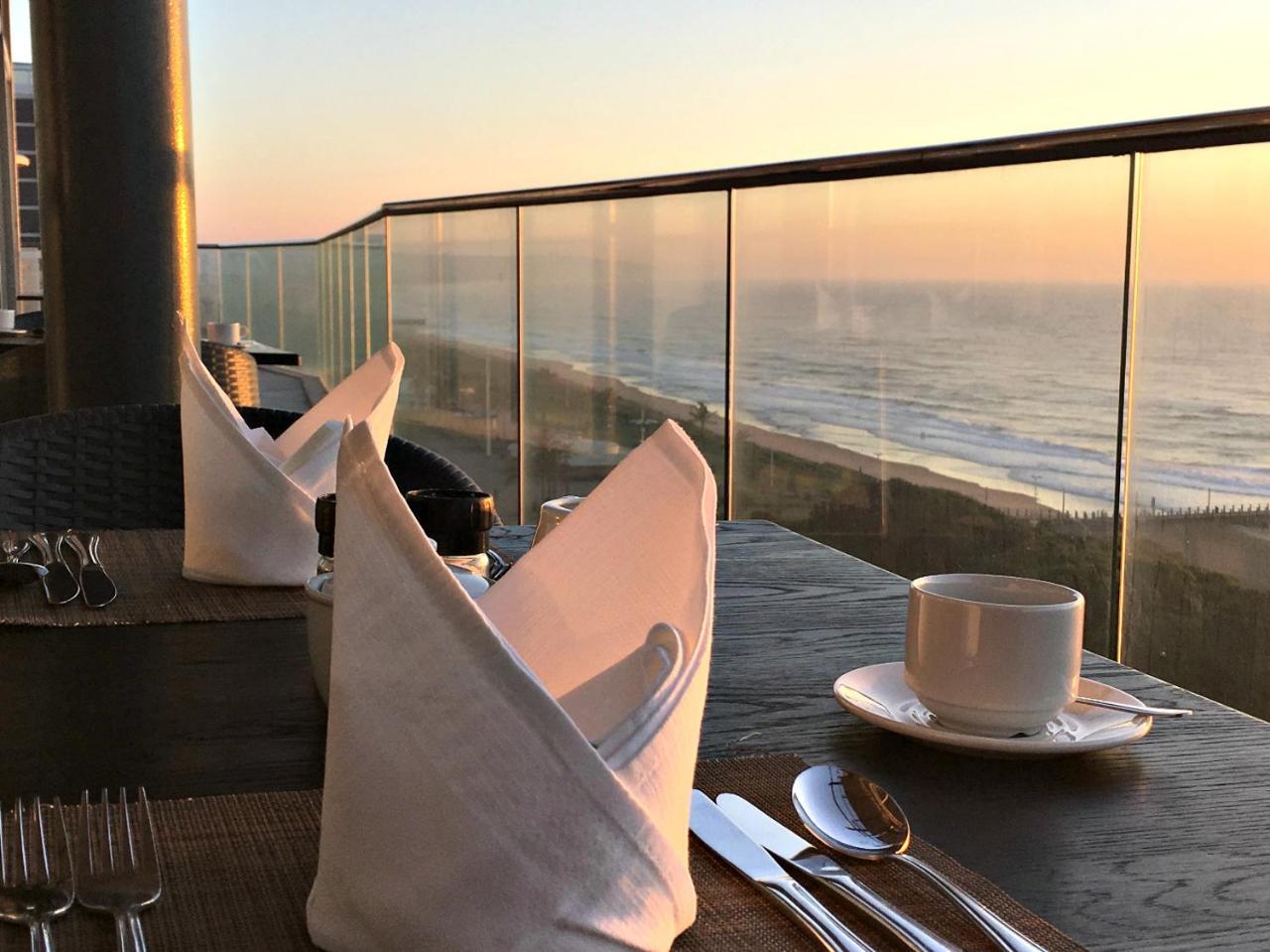 Belaire Suites Hotel Durban Exterior foto