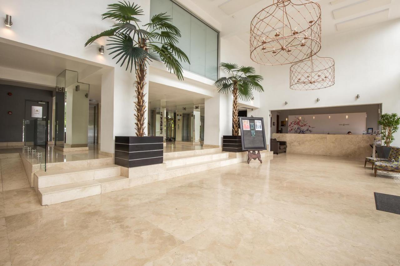 Belaire Suites Hotel Durban Exterior foto